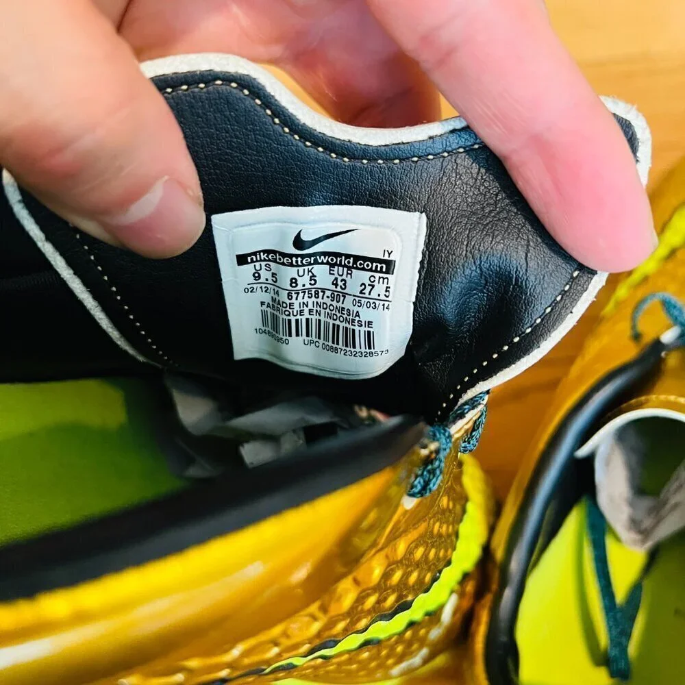 Nike Neymar Hypervenom Phelon Premium NJR IC Gold Coin Size 9.5 Men’s Shoes